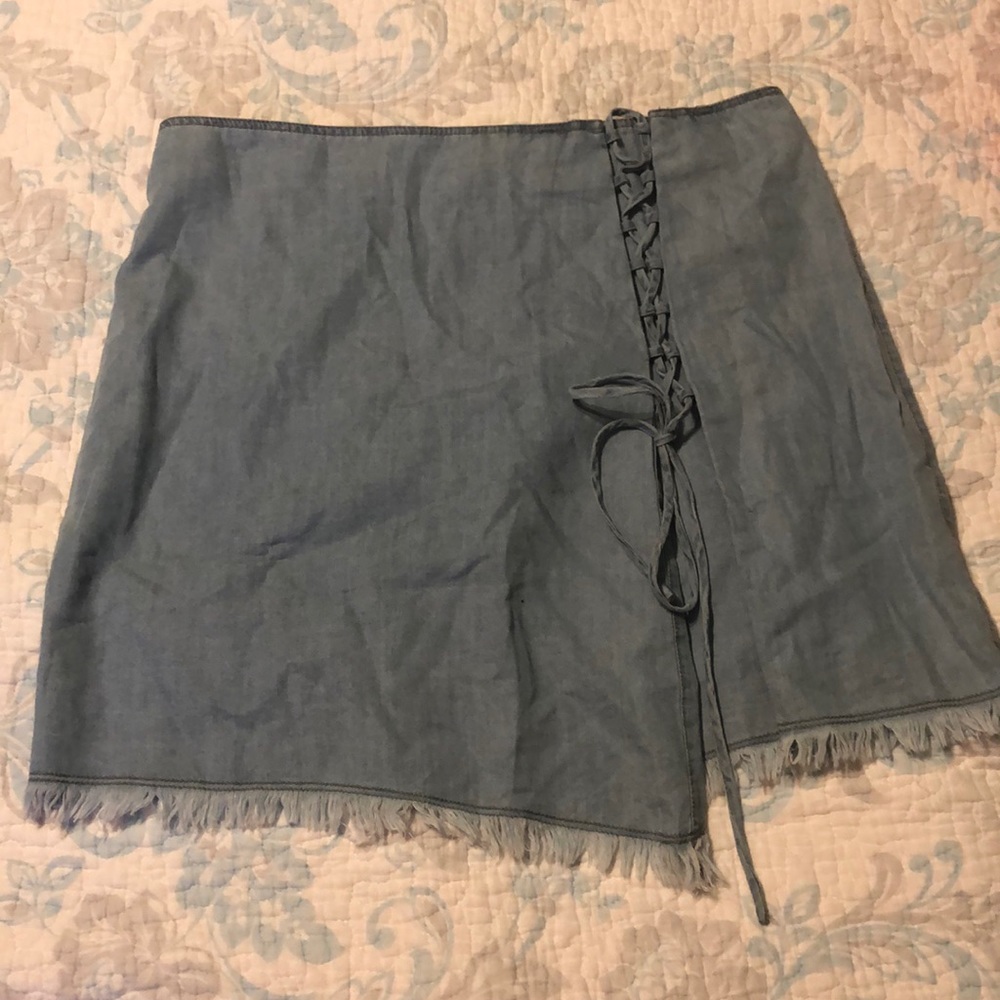 denim skirt